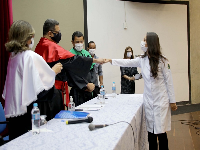 Colação de grau da 4ª turma de Medicina do campus de Lagarto. Foto: Schirlene Reis/Ascom UFS