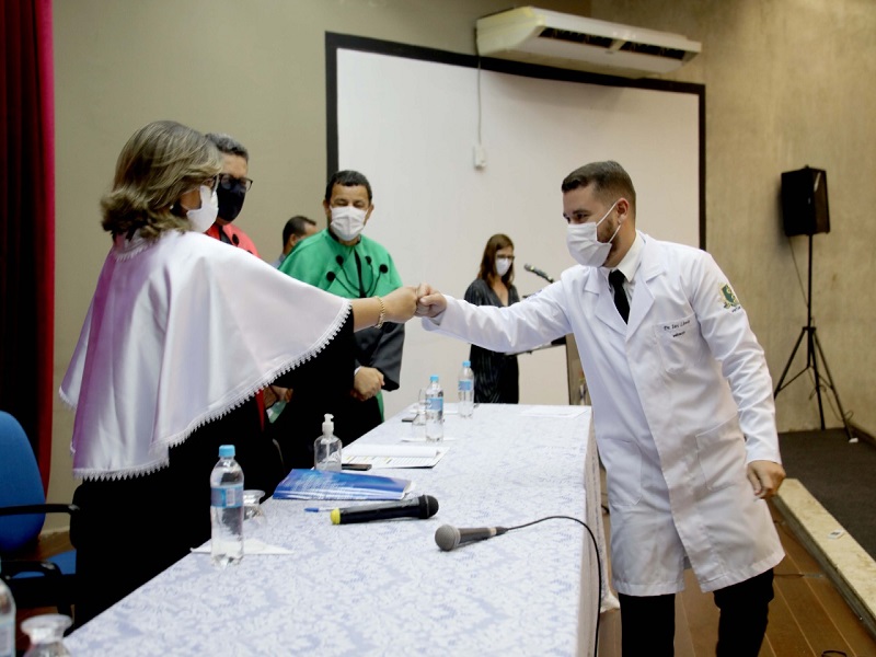 Colação de grau da 4ª turma de Medicina do campus de Lagarto. Foto: Schirlene Reis/Ascom UFS